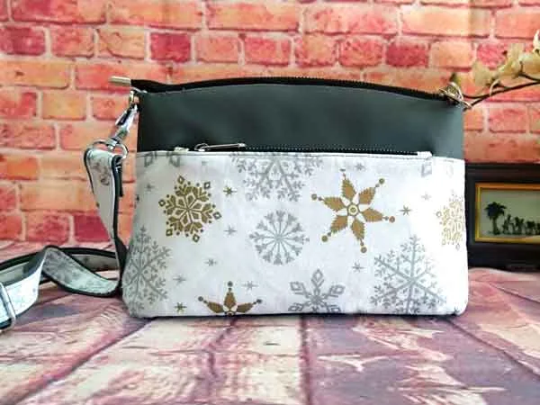 3D Crossbody Pouch - Aurora - Image 30