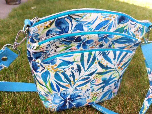 Aurora Triple Zip Crossbody A Quaint Stitch PDF Sewing 